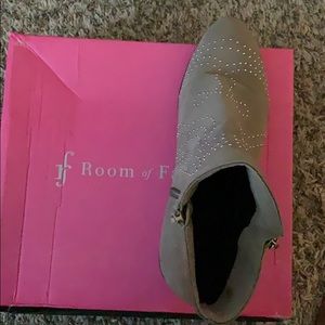 Lightly worn comfortable  ankle boots